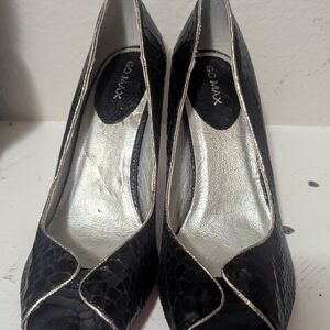 Gomax Black Women's Shoes